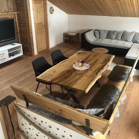 Uriges Alpen-Apartment Stefan Juen Зе Екстер'єр фото