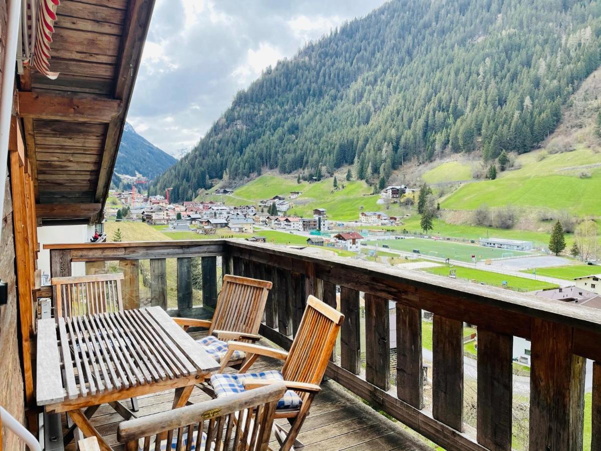 Uriges Alpen-Apartment Stefan Juen Зе Екстер'єр фото